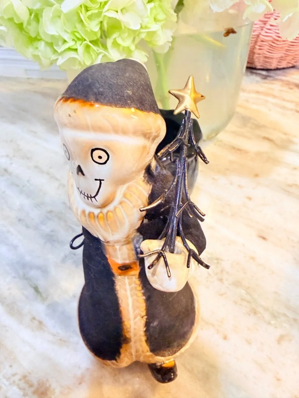 2011 Yankee Candle Boney Bunch BONEY CLAUS w/Sleight w/Two Spiders Candle Holder